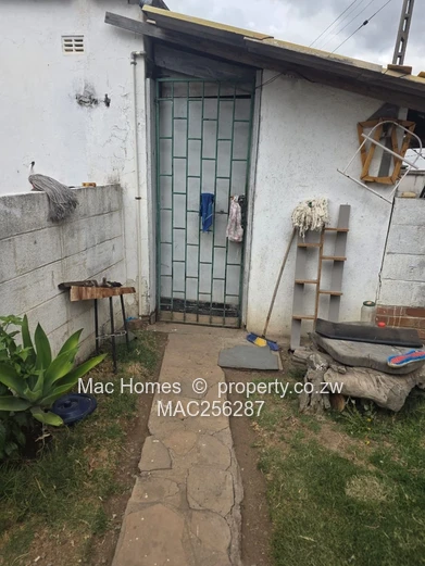 Renovator’S Dream House For Sale – Avondale West