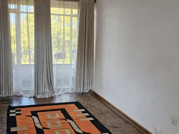 Flat & Apartment