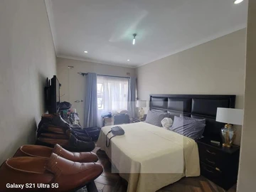 2 Bedroom Garden Flat