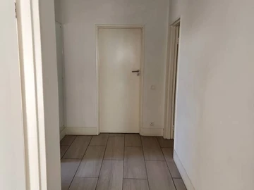 3 Bedroom Flat & Apartment