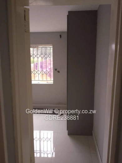Glaudina 2bed apartment for rental