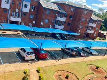 2 Bedroom Flat & Apartment