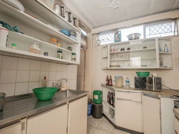 2 Bedroom Garden Flat