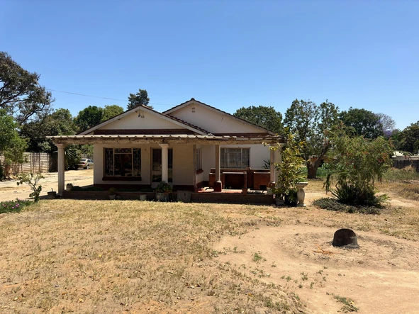 Recently Renovated 3 bedroomed house