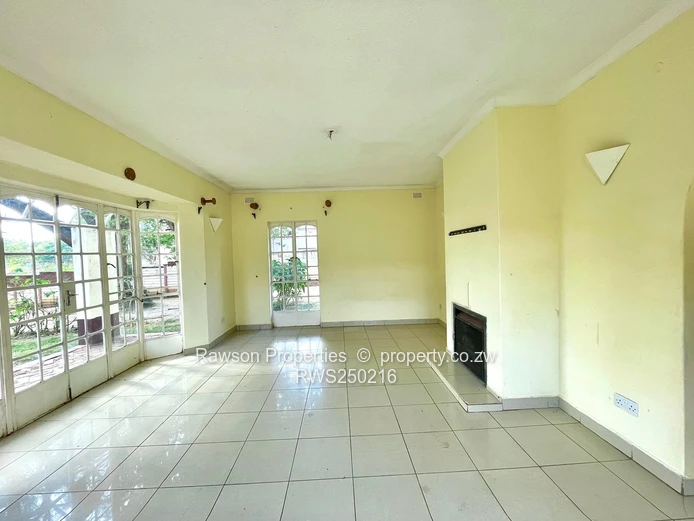 Mandara 4-Bed Garden Flat — Borehole & Fireplace