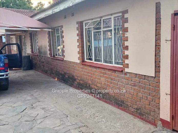 Brick-front 4-Bed Home in Mainway Meadows – Borehole