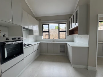 3 Bedroom Garden Flat