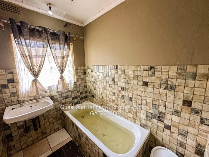 3 Bedroom House For Sale In New Marlborough