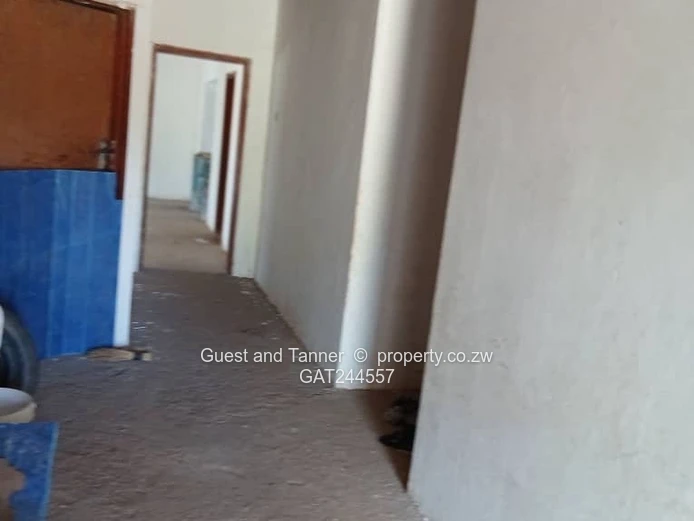 5-Bedroom House For Sale In Golden Heights