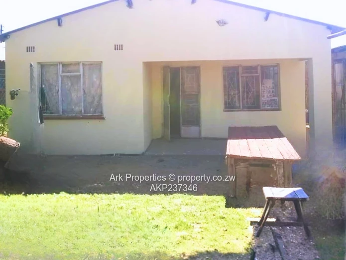 RUSAPE Tsanzaguru House for Sale