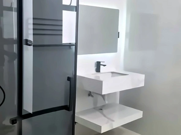 3 Bedroom Flat & Apartment