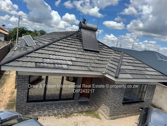 Budiriro Cabs 5 beds house for sale $65k