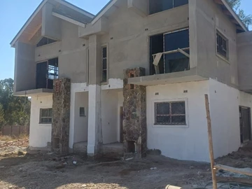 3 Bedroom Flat & Apartment