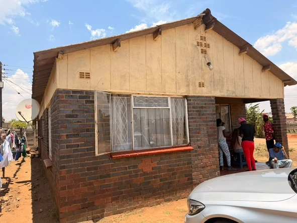 5 Bedroom House