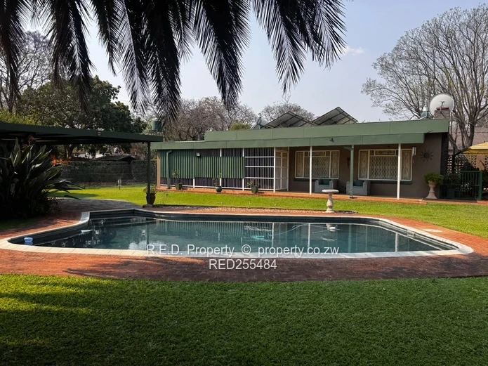 Well-Maintained Hillside Home!