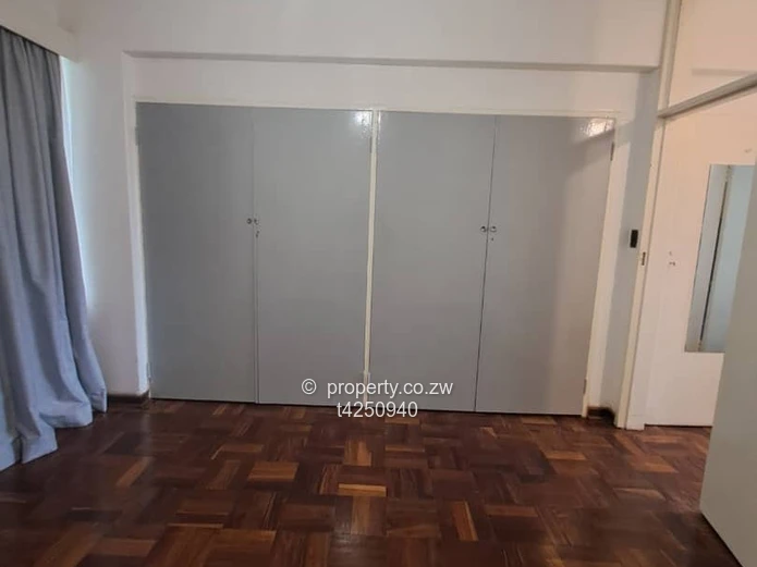Avenues 2 bed flat for Rent