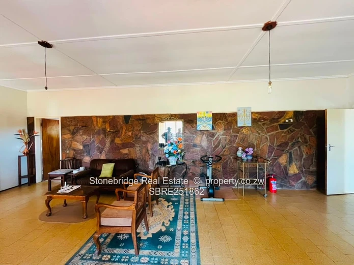 3 Bedroomed House in Newton West for sale