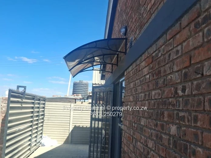 A Newly Built 2 Bed In Southview Park