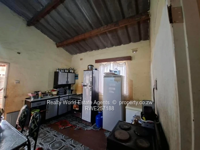 Warren Park House for Sale