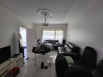 3 Bedroom Garden Flat