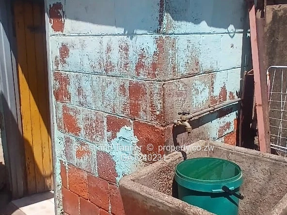 Glen View 4 House for Sale - Solid 7 Roomed Home with Title Deeds