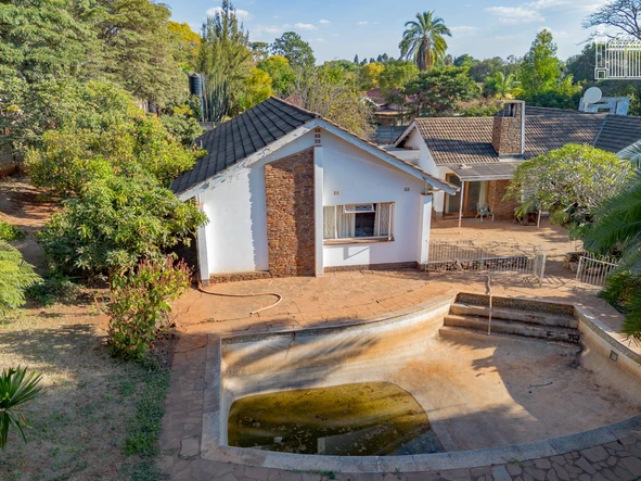 5 Bedroom House