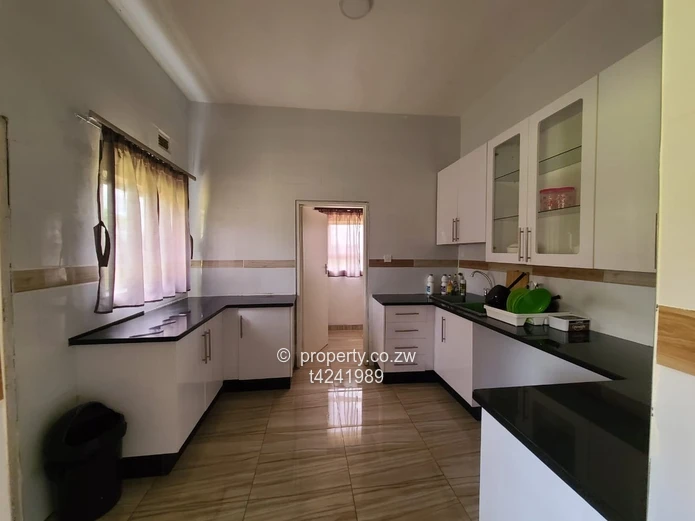 Borrowdale Pomona 7 beds fully furnished house to rent.