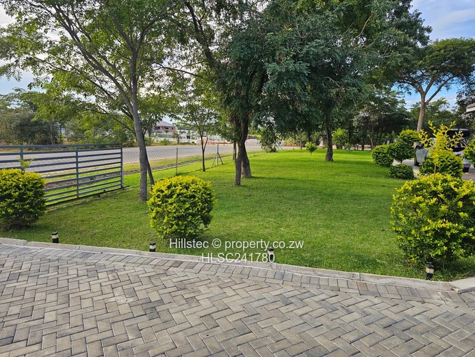 Spacious 4-Bed/4-Bath Arlington Home in Arlington with Borehole