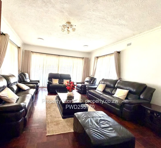 4 Bedroom House for Sale in Ridgeview