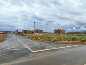 Stands & Residential Land