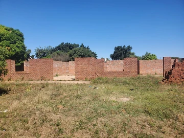 Incomplete 6-Bedroom House For Sale In Norton Nharira View
