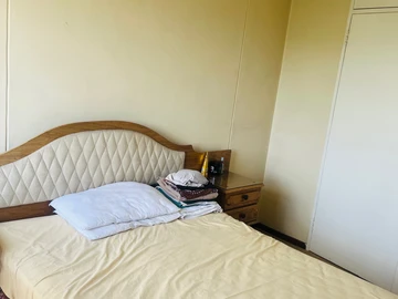 3 Bedroom Flat & Apartment