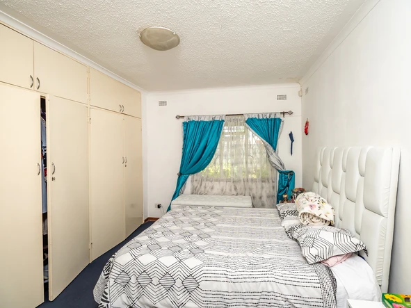 3 Bedroom Garden Flat