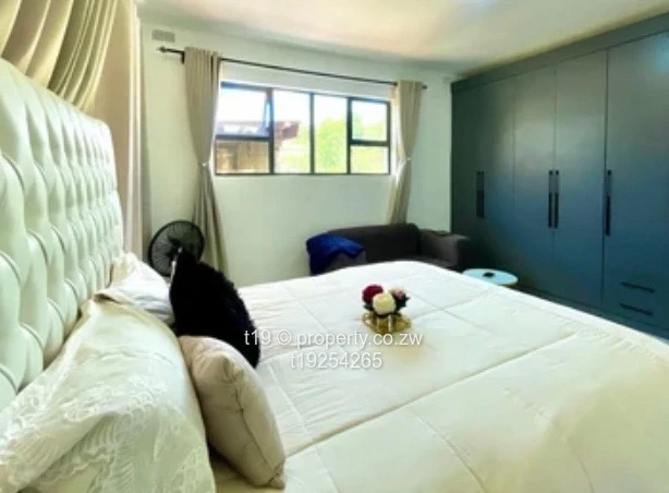 Stunning newly built 4 bedroom townhouse 