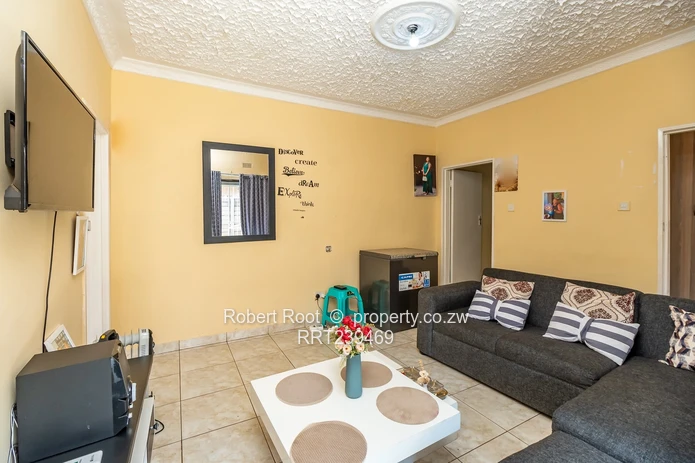 5- Bedroom Investment Property – Glaudina