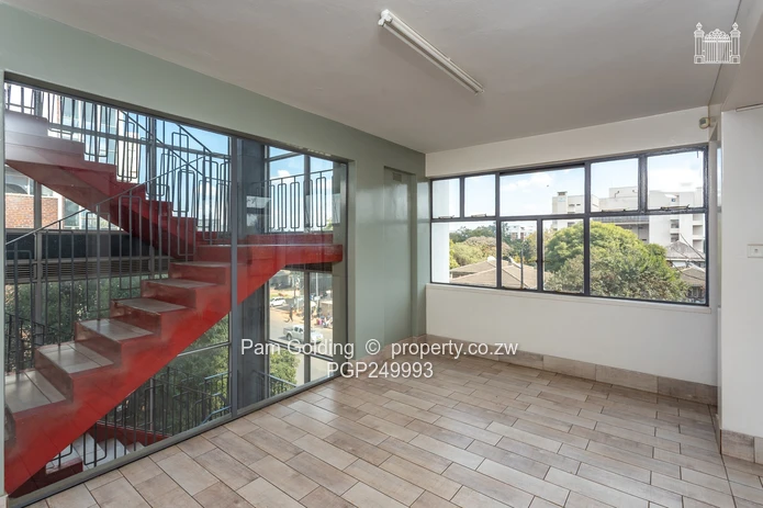 Commercial Offices For Rent in the Avenues 
