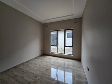 3 Bedroom Garden Flat