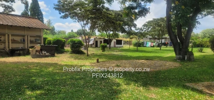  Spacious Family Home with Guest Wing & Cottage | Hatfield North