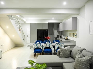 3 Bedroom Flat & Apartment