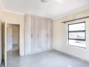 36 Bedroom Garden Flat