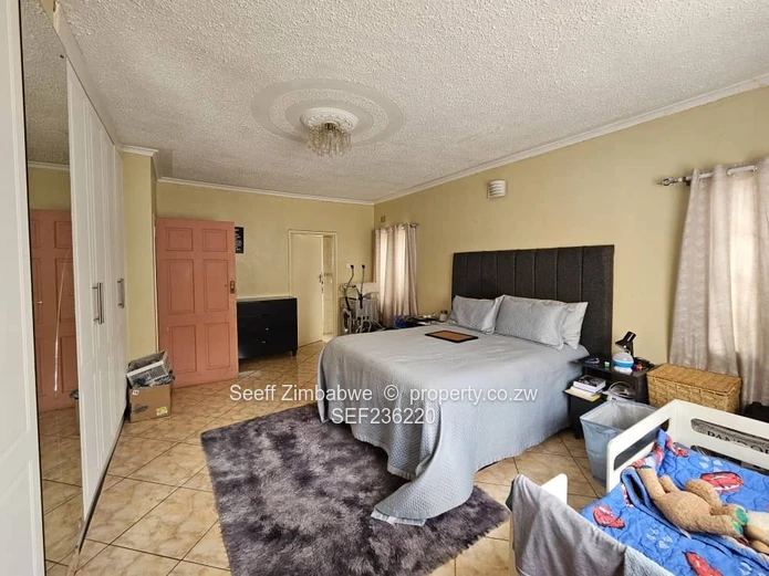 PRIME RENTAL OPPORTUNITY: Modern 3-Bedroom Home with Self-Sufficiency in Madokero Estate