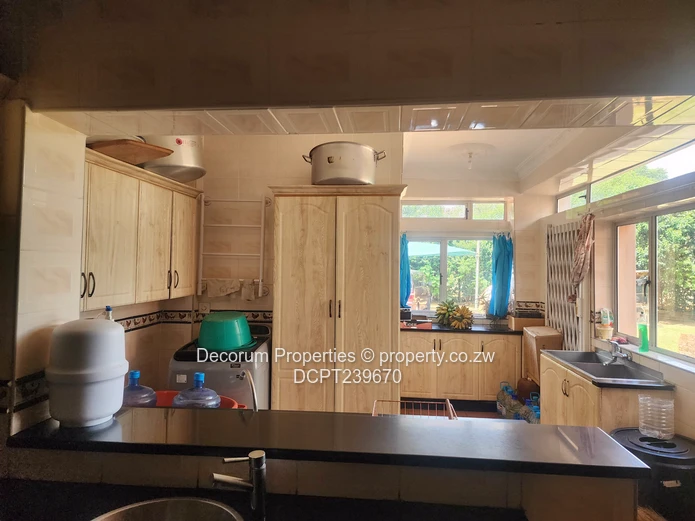 Stately Borrowdale 6-Bed Home — Pool, Borehole & Gardens