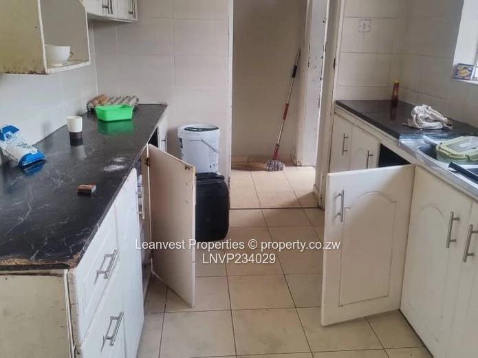 Zimre Park House for sale 