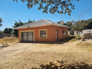 Hatfield,Logan Park cottage for sale