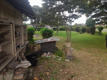 Stands & Residential Land