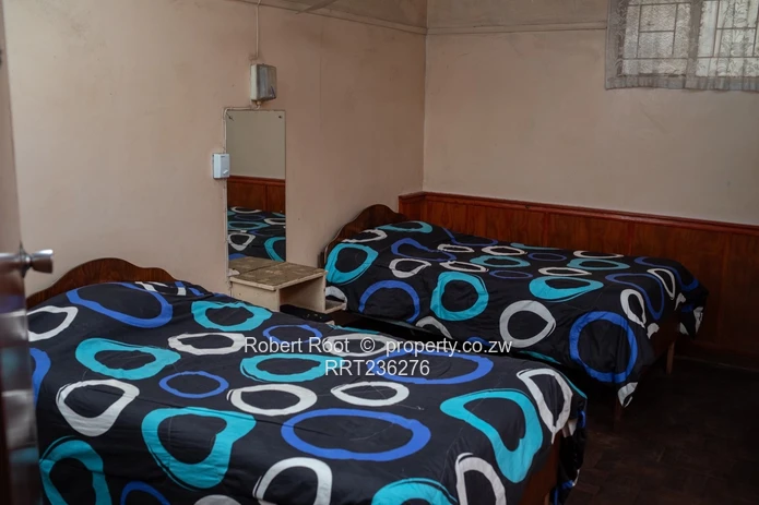Berkeley Place Backpackers | Bulawayo Cbd (Sole Mandate)