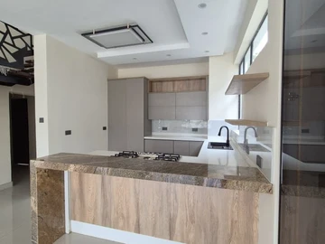 13 Unit Townhouse Complex