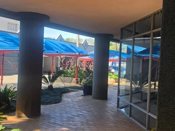3 Bedroom Flat & Apartment