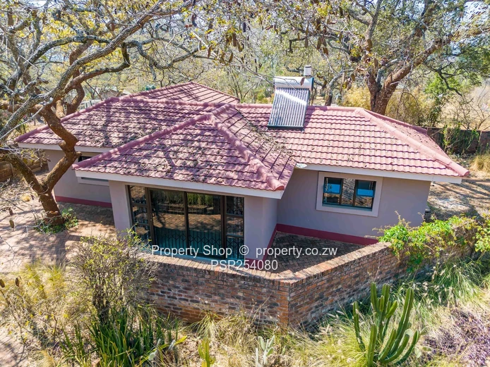 Chisipite 3-Bed Home with Sunroom, Garage & Solar