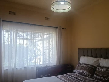 2 Bedroom Garden Flat